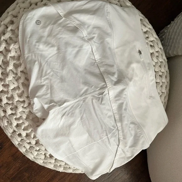 NWT Lululemon Speed Up HR 4” Athletic Shorts - Picture 3 of 3